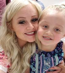 A little glam, a little casual, and fully herself ❤️