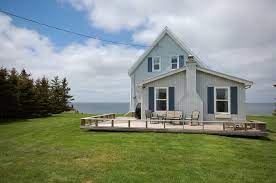 Pei Summer Rental Cottages Red Leaf Beach House Beach Houses For Rent Cottage Rental Vacation Property