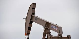 Brent crude)‏ وهو خام نفطي يستخدم كمعيار لتسعير ثلثي إنتاج النفط العالمي، خاصة في الأسواق الأوروبية والأفريقية، ويتكون برنت من مزيج نفطي من 15 حقلا مختلفًا في منطقتي برنت وتينيان. Ø³Ø¹Ø± Ø®Ø§Ù… Ø¨Ø±Ù†Øª ÙŠØ±ØªÙØ¹ ÙÙˆÙ‚ 65 Ø¯ÙˆÙ„Ø§Ø±Ø§ Ù„Ù„Ø¨Ø±Ù…ÙŠÙ„ Ø´Ø±ÙƒØ© Ù…ØµÙØ§Ø© Ø¯Ù…Ø´Ù‚ Ù„Ù„Ø¨ØªØ±ÙˆÙƒÙŠÙ…Ø§ÙˆÙŠØ§Øª