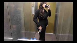 De schoonheid, die eerst een relatie had met rapper lil' kleine. Babybelly Wakker Worden Tussen De Giraffen Monicageuze Weekvlog 18 Youtube