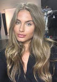 Pinterest Deborahpraha Honey Blonde Hair Color With Soft Waves Hair Style Blonde Haircolor Honey Blonde Hair Blonde Hair Color Carmel Hair Color