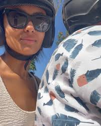 Buon Compleanno alla persona più bella e forte che io abbia mai conosciuto.  @ashatognola sei super. Super donna, super partner, super mamma, super  amica, super tutto! 3 settimane dall’altra parte del ...