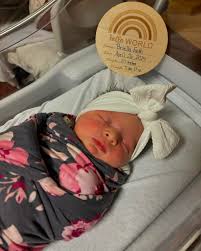 Mariah Chupp (@ri2112) • Instagram photos and videos