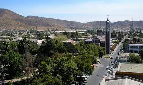 A comuna é a menor subdivisão administrativa no chile.pode conter cidades, vilas, aldeias, hamlets, assim como área rural.em áreas densamente povoadas, como algumas cidades, pode haver nenhuma distinção prática entre a cidade e a comuna que a contém. Melipilla Chile Ubicacion Mapa Y Todo Lo Que Desconoce