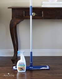 Includes a 34oz refillable cartridge since i've only used these once to do all the wood floors in my house, i can't speak to how long it will hold up, or anything of that nature. The Best Way To Clean Your Hardwood Floors