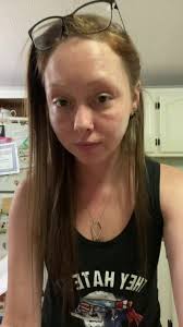 A.B.💋 (@abbey.red)