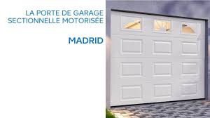 Porte De Garage Sectionnelle Avec Hublots Madrid Castorama Youtube