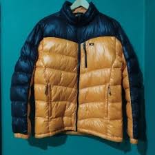 Nah, karena jenis down jacket sangat beragam, kami sarankan anda memastikan material dari down jacket sebelum membelinya, ya. Jual Jaket Bulu Angsa Import Model Desain Terbaru Harga July 2021