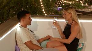 This financial marketing exec isn't going to let anything, or anyon. Love Island Fans Confused As Toby Admits He Still Likes Chloe