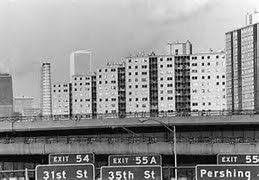 Robert Taylor Homes Along The Dan Ryan Expressway 1984 Detroit Apartment Home Projects Chicago