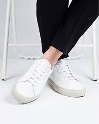 How To Wear White Shoes With Black Jeans Or Pants 2020 Edition If you're going to wear. to wear white shoes with black jeans