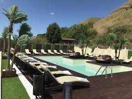 Pensiunea zestrea brebului breb breb dispune de camere mobilate cu gust. Top 10 Pensiuni Cu Piscine Uimitoare Despre Care N Ai Crede CÄ Sunt In Romania