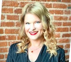 Shelby Waggoner's Instagram, Twitter & Facebook