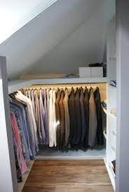 une tel armoire me semble une reve mon armoire maintenant est trop grande j abiballkleid a chambre a l etage dressing sous combles dressing mansarde