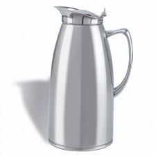 Elle une capacité de 0.6 litres et une puissance de 550. Cafetiere 2 Litres Rue Du Commerce