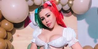Jun 01, 2021 · yina calderón es una de las influenciadoras más comentadas de colombia.yina calderón ha sido comentada tras publicar foto sin maquillaje ni filtros. La Foto De Yina Calderon Por La Que La Llaman Deforme Canal 1