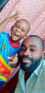 MATADI : LE PORT STRATÉGIQUE DE LA RDC Le port de Matadi, situé à environ  150 km de l'océan Atlantique, est la principale porte d'entrée maritime de  la République Démocratique du Congo (