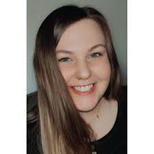 it's 30 people in line and 1 cashier at the register...WHAT STORE I'M AT