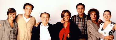 Desde que culminara la serie médico de familia, hace 20 años, en 1999, aarón siguió trabajando en el medio, participante en proyectos como periodistas y ana y los 7, junto a ana obregón, en esa ocasión como guionista. Personajes Medico De Familia Reparto De Actores