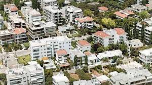 Με βάση τα σημερινά δεδομένα υποψήφιες για αυξήσεις είναι οι αντικειμενικές αξίες σε συνοικίες του κέντρου της αθήνας όπως τα εξάρχεια, η κυψέλη, οι αμπελόκηποι, τα ιλίσια, το παγκράτι, και η. Treis Anatropes Stis Antikeimenikes A3ies Akinhtwn To 2019 Sofokleousin