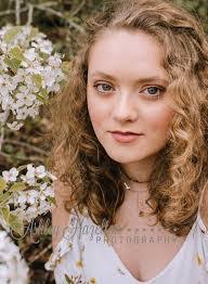 Ashley Hazelton's Instagram, Twitter & Facebook