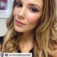 Today's hair and make up look for our first shoot by @ainsliecurriemakeup  for The Herald 💖