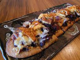 We Re Feeling Nostalgic And Creative Today Here S An Avanti Classic The Ruben Pizza Beer And Caraway Simmered Cabbage A Pizza And Beer Food Recipes