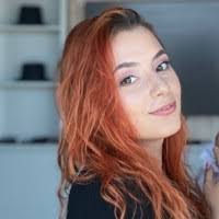 2100+ profiluri „Emma”