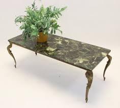 We have a range of marble coffee tables in different sizes and shapes, so you can choose which will best suit your room. Green Marble Epoxy Coffee Table 1950s 132565