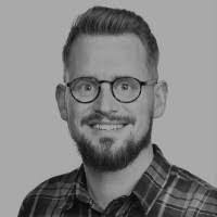 Mike Sund's Instagram, Twitter & Facebook