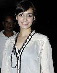 Evelyn sharma looked pretty as a peach in her pink ensemble, which she paired with a white top. Dia Mirza Hot In Jeans And White Transparent Top Sabwood Com