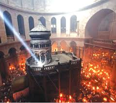 Cumpara cartea lumina sfanta de pasti de la ierusalim. Sfanta LuminÄ De La Ierusalim Va Fi AdusÄ SambÄtÄ SearÄ In Romania Ziarul Prahova