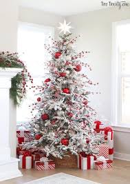 Decorated Flocked Christmas Tree White Flocked Christmas Tree Christmas Tree Inspiration Red Christmas Decor