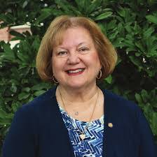 Susan Murawski's Instagram, Twitter & Facebook