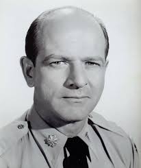 On this day November 17, 1986 actor Alan Hewitt died at 71, On this special  podcast listen to a Golden Age of Radio mystery/drama starring Alan Hewitt.  https://rileyandkimmyshow.blogspot.com/2022/11/podcast-actor-alan-hewitt-golden-age-of.html