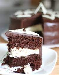 Chocolate Cake W White Chocolate Mousse Mousse Cake Filling Cake Fillings Cake