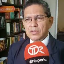 #VarelaLeaks El ex-presidente @JC_Varela NO PUEDE ALEGAR que se violaron  sus comunicaciones privadas, sostiene el ex fiscal Boris Barrios @TReporta 