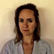 Amanda Hilton's Instagram, Twitter & Facebook