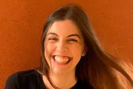 Gloria Diehl's Instagram, Twitter & Facebook