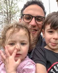 Mara George's Instagram, Twitter & Facebook