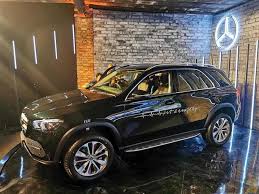 Offered in 4 variants, price of the new mercedes gla suv starts from rs 42.1 lakh for the base petrol variant going all the. Mercedes Benz Gle Suv Launched In India Pricing Starts At Rs 73 7 Lakh Technology News Firstpost