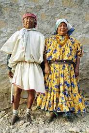 Pareja Raramuri Trajes Regionales De Mexico Fotos De Mexico Cultura De Mexico