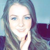 Veronica Hueck's Instagram, Twitter & Facebook