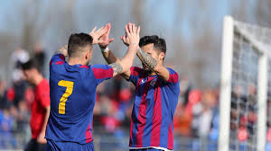 Bun venit pe pagina oficială a clubului sportiv al armatei steaua bucurești, cel mai important. Spectacol In Fcsb 2 Vs Csa Steaua FormaÈ›ia Lui OpriÈ›a A Dat Lovitura In Minutul 90 In 10 Oameni Eurosport