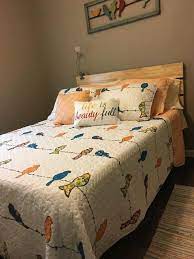 This bedding set features an array of perky birds perched on vines. Lush Decor Rowley Birds Animal Print Polyester Reversible Quilt Full Queen Multi 7 Pc Set Walmart Com Walmart Com