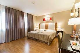 Guests can order food/drinks delivery. Hotel El Patio Ab 64 7 2 Bewertungen Fotos Preisvergleich La Almunia De Dona Godina Spanien Tripadvisor