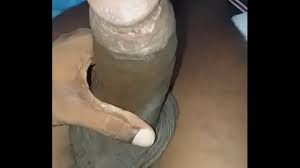 Mostrando a pica grossa e melada 