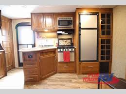 Every prime time rv undergoes a thorough 65 point system inspection at our factory and at the dealership where you choose to do business. 2018 New Prime Time Rv Lacrosse 339bhd Travel Trailer In Texas Tx