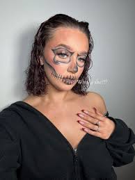 Ella Ludwig (@ellaluddy)