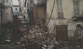 Un tremblement de terre, aussi appelé séisme, est un phénomène géologique imprévisible qui les tremblements de terre majeurs peuvent durer quelques minutes. Le Seisme De Bejaia Ressenti Dans 12 Wilayas Des Blesses Et Des Degats Materiels Enregistres